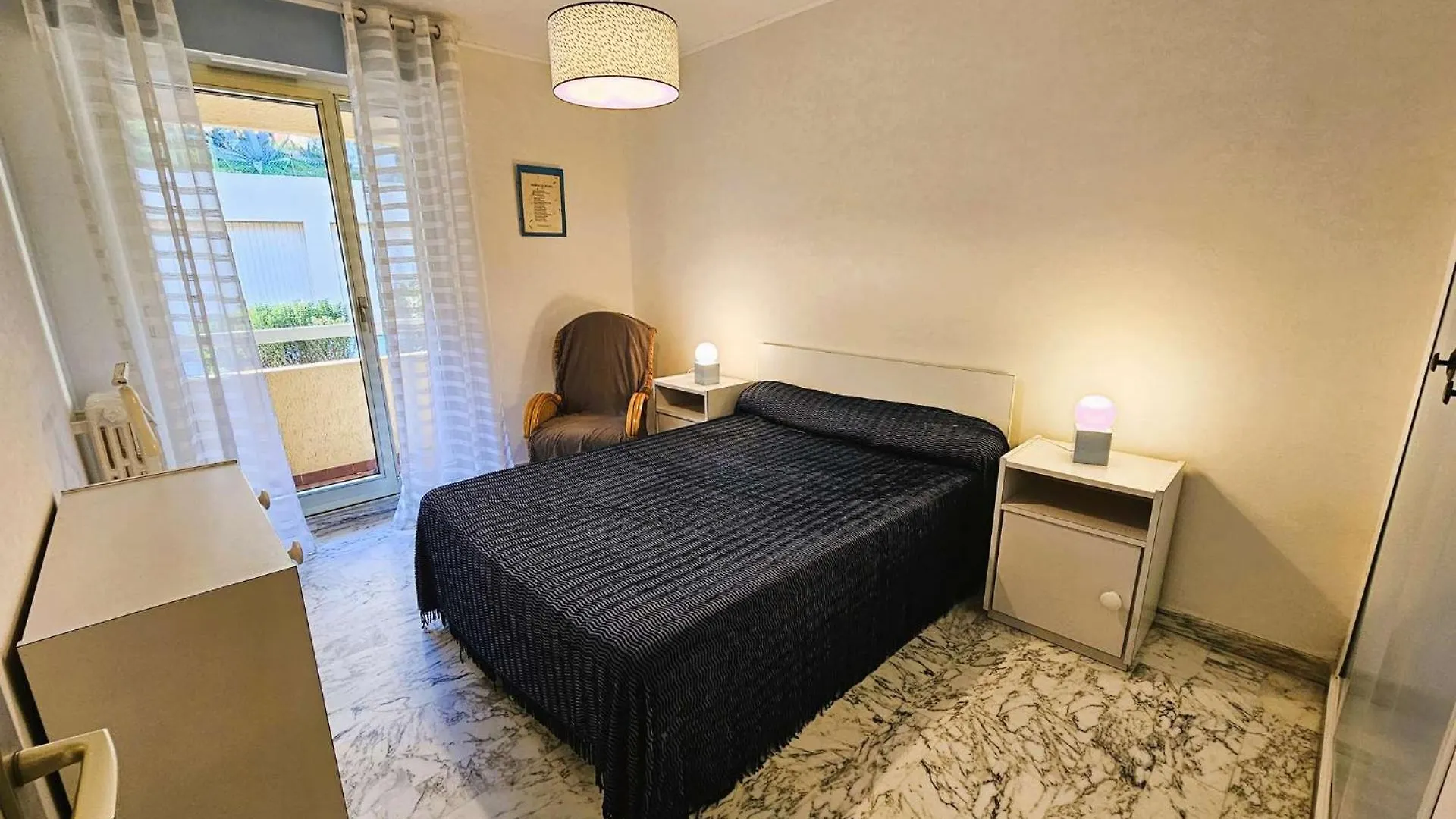 Apartamento Au Coeur Du Village,6 Couchages Saint-Mandrier-sur-Mer